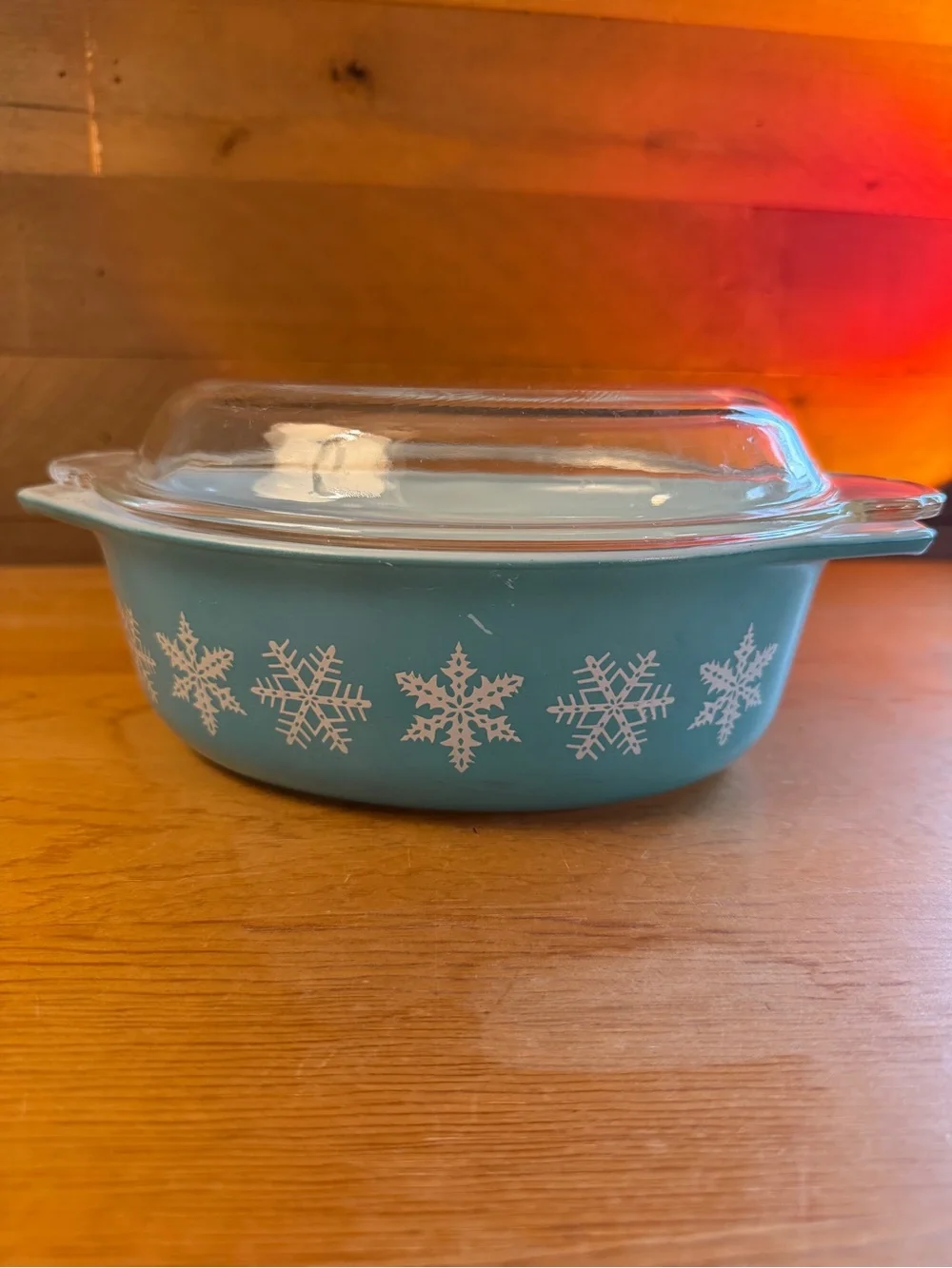 Vintage Pyrex 043 Oval Snowflake Casserole Dish Turquoise White Lid 1.5 Quart - Picture 3 of 9